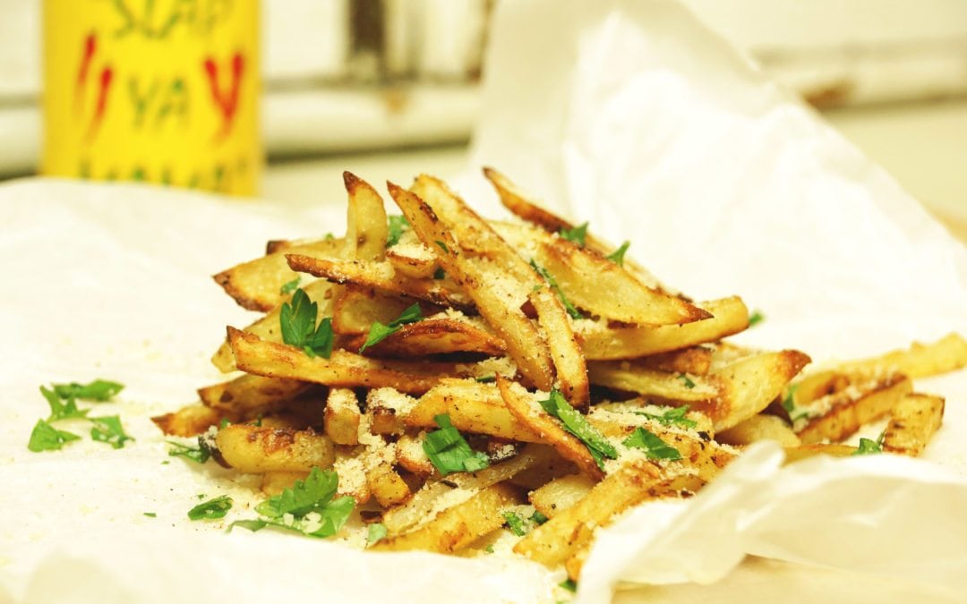Crispy Oven Baked Parmesan Garlic Fries